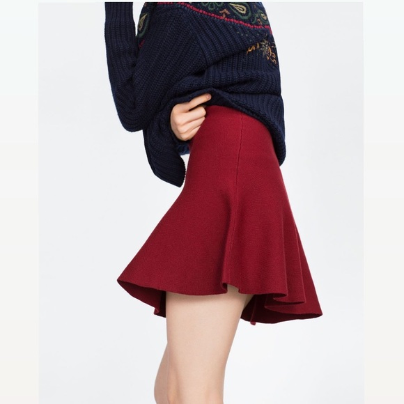 Hot Kiss Knitted Flippy Skirt - Picture 1 of 7